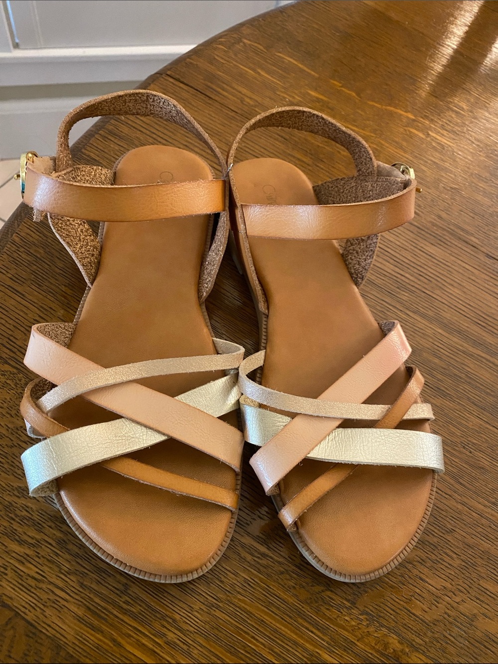 Leather Metallic Women’s Strappy Sandals in Tan, Pink & Gold Size 5